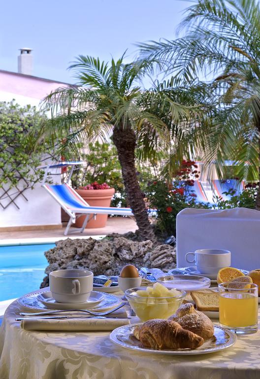 Hotel Carlo Magno Forio  Bagian luar foto