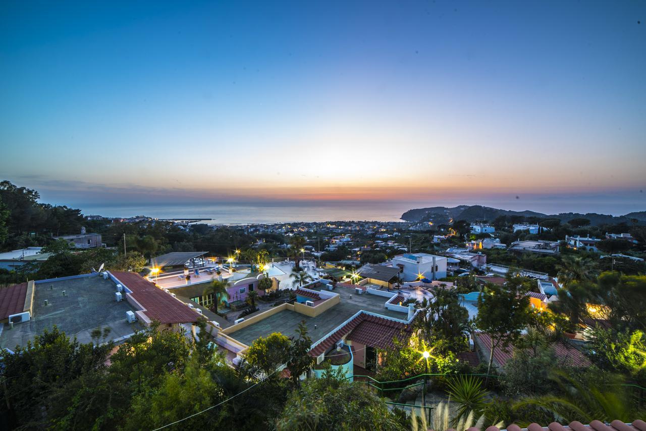 Hotel Carlo Magno Forio  Bagian luar foto