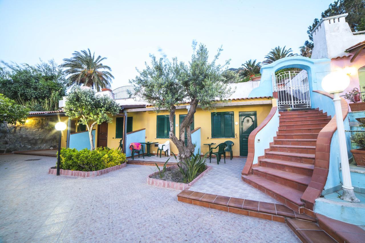 Hotel Carlo Magno Forio  Bagian luar foto